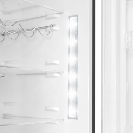 Холодильник MAUNFELD MFF200N Черный