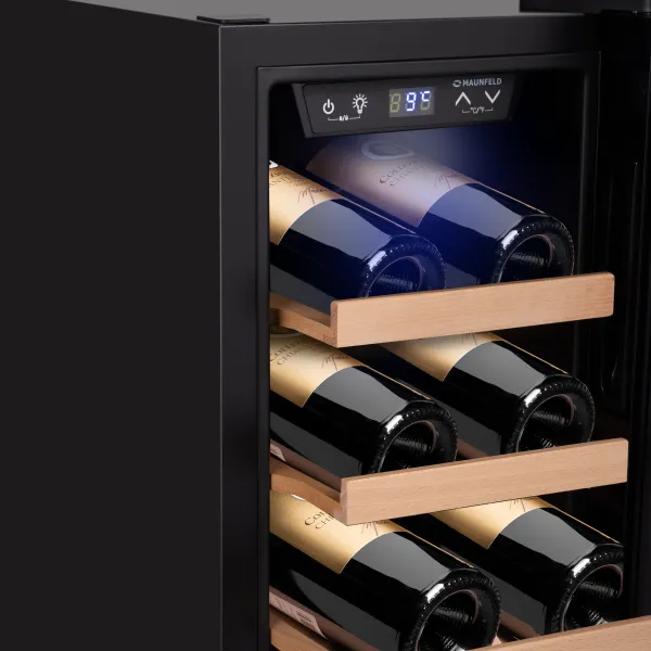 Винный шкаф MAUNFELD MFWC-28S8 Черный